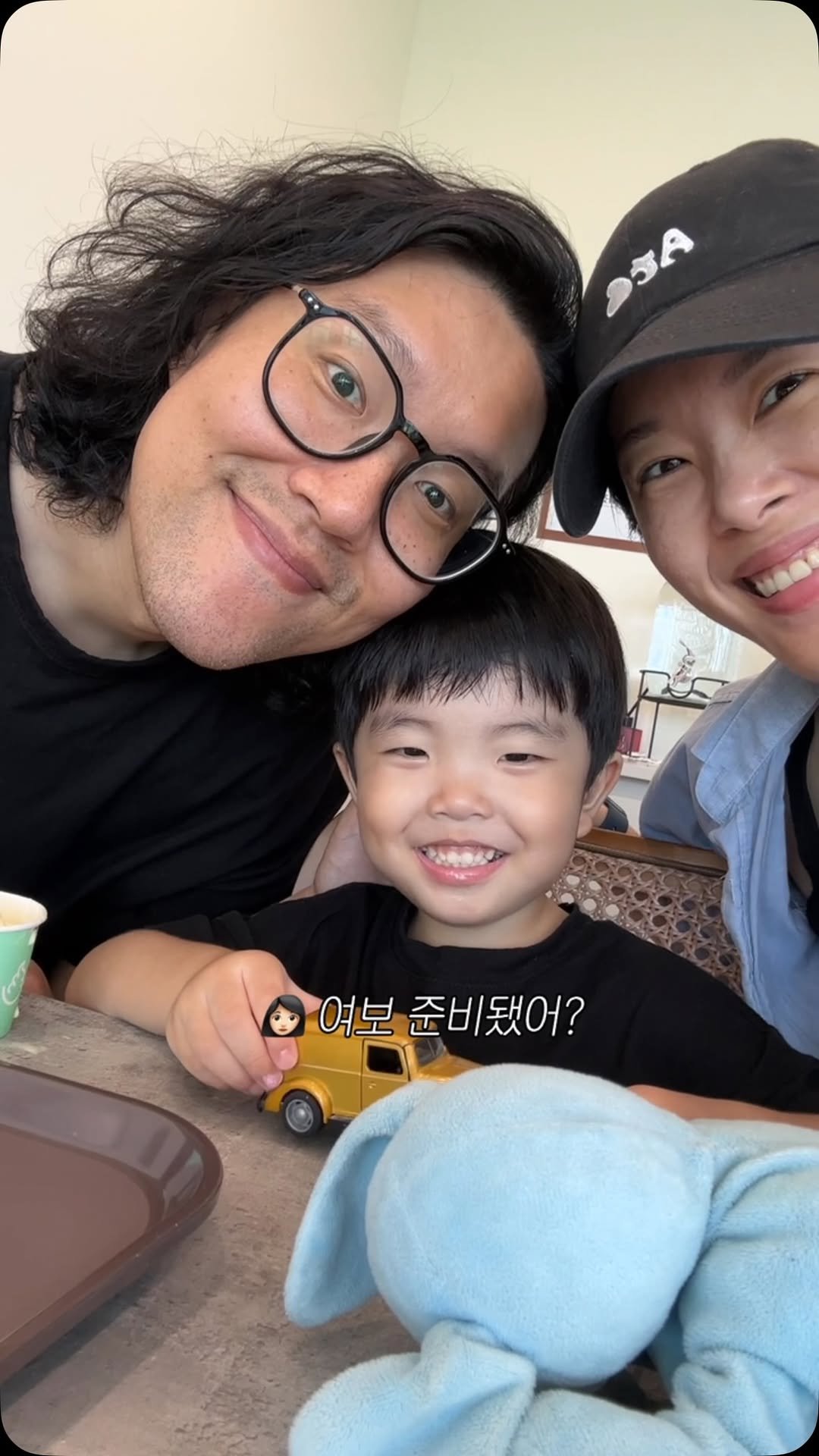 lovely_real_yeon 게시물 이미지: 드디어…성공👶🏻🤍

# 오빠랑손발척척
# 나이스후후