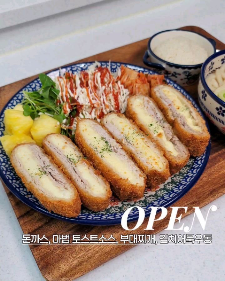 lovely_sunny_0510 게시물 이미지: 📣공구𝐎𝐏𝐄𝐍 #구매인증여기에 (돈까스, 부대찌개, 마법 토스트소스, 김치어묵...