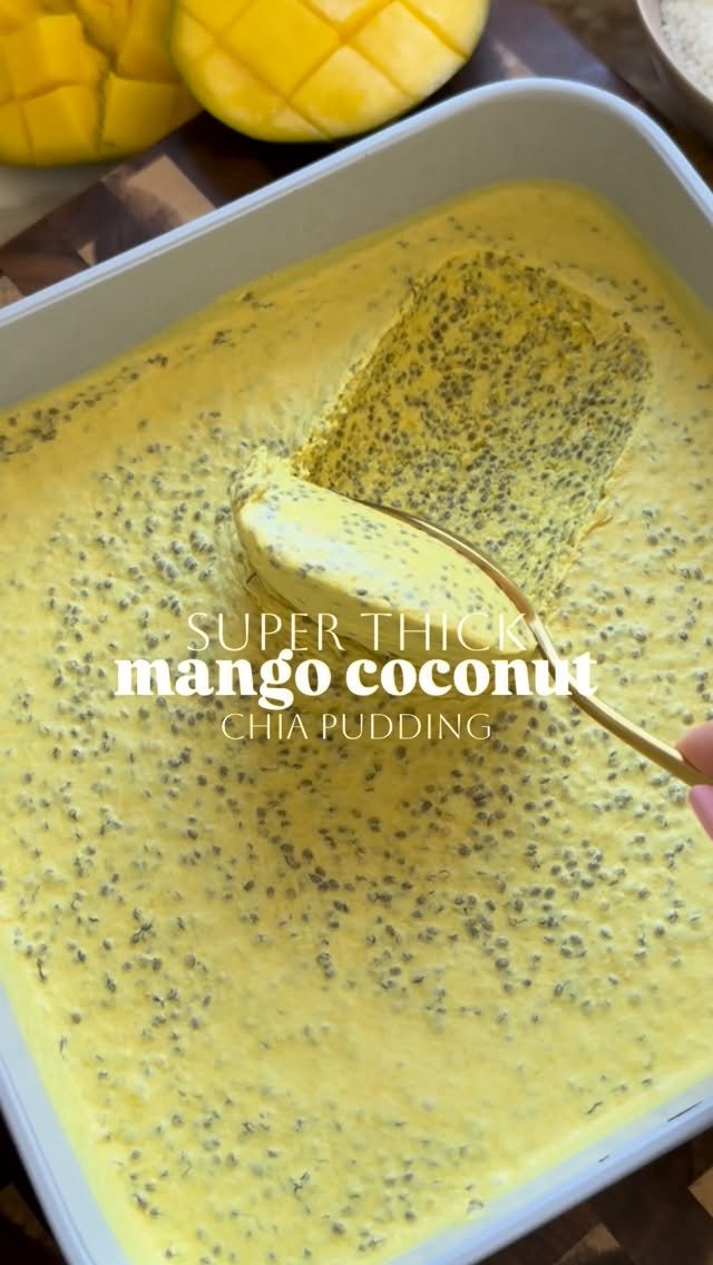 lovelydelites 게시물 이미지: SCOOPABLE MANGO COCONUT CHIA PUDDING //...