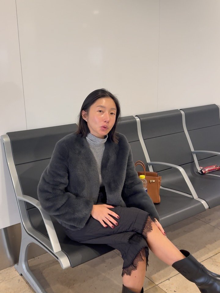 lovemomo0209 게시물 이미지: -
저는 이제 이태리 로 넘어갑니다~
더 기대되는 미팅 이 기다리고 있어 그런지...