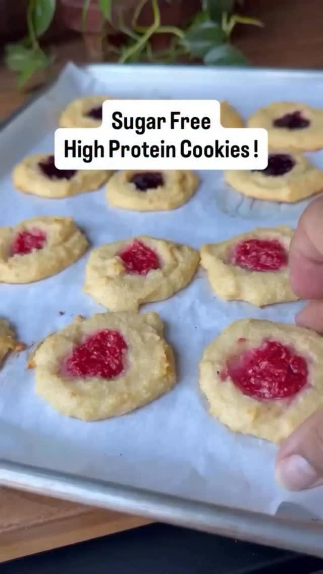 lowcarbnorma 게시물 이미지: Protein packed sugar free cookies, say less! ...
