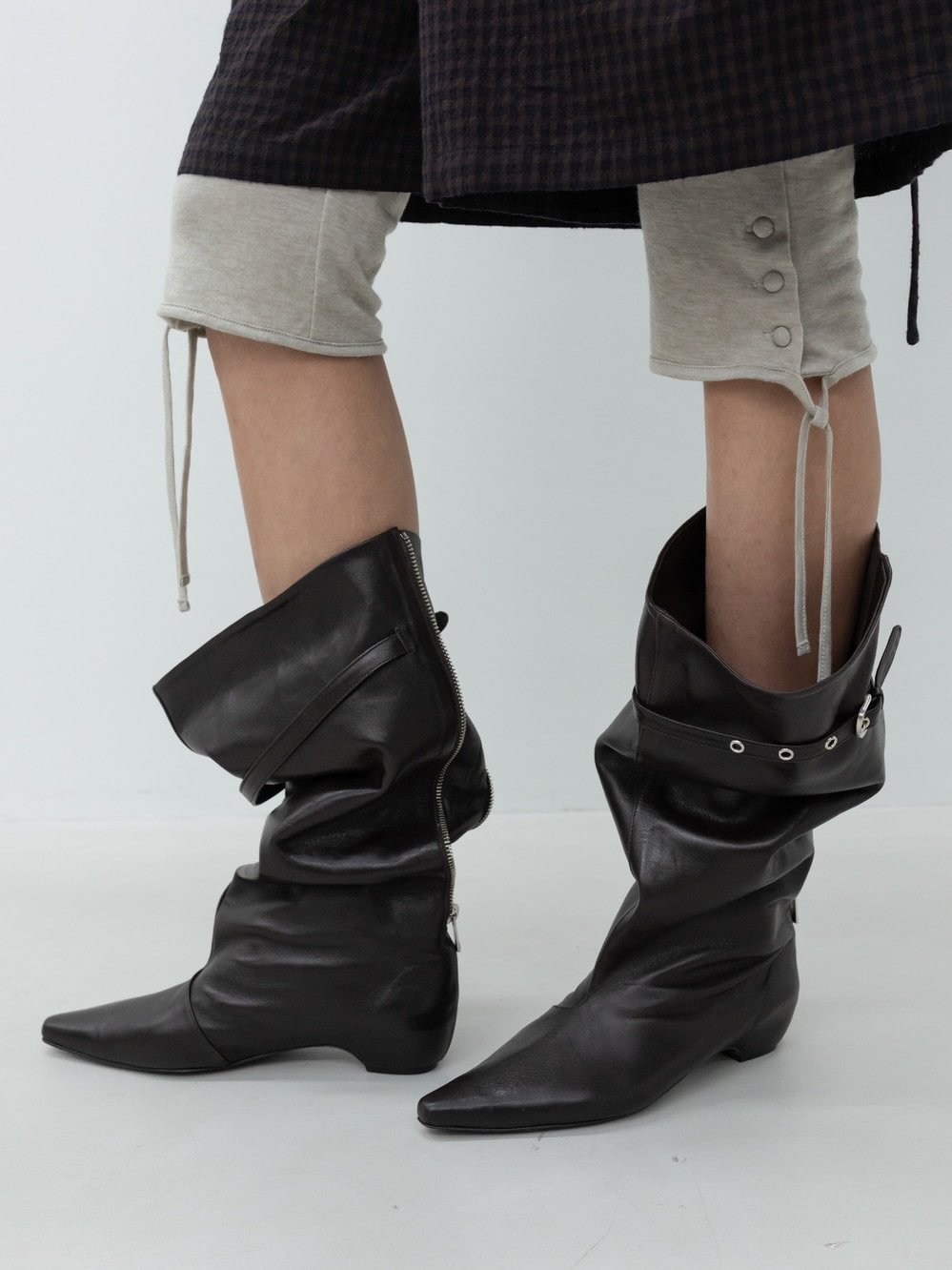 lowclassic_seoul 게시물 이미지: Meet our seasonless, all-time favorite: the...