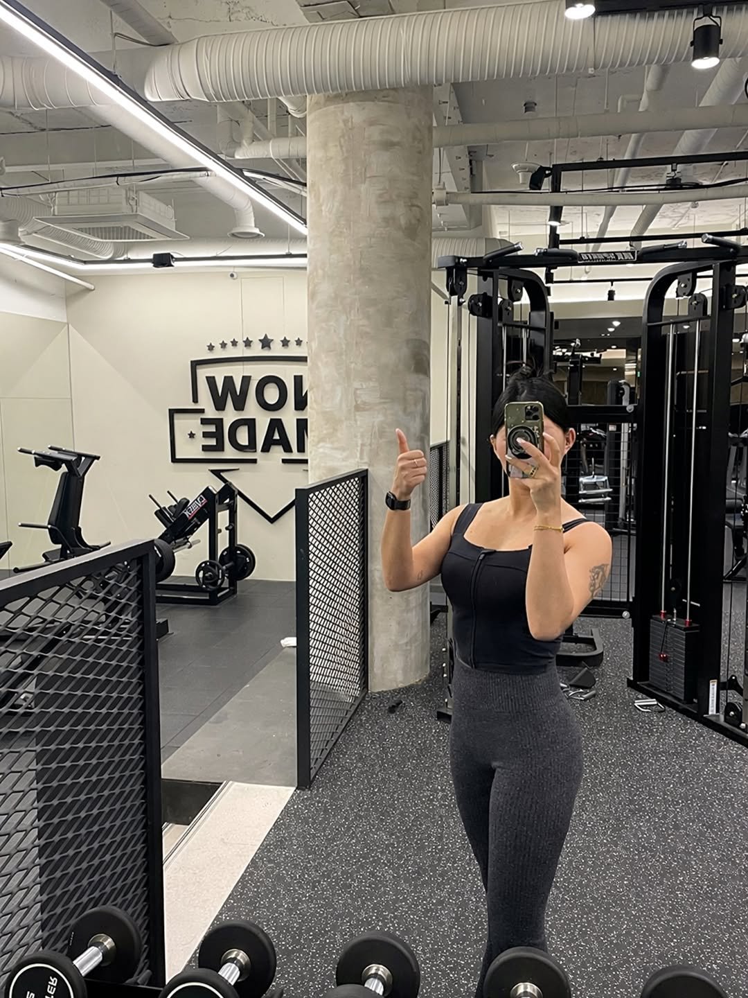 lua.fit_s7 게시물 이미지: -
오랜만에 하체했🙄
도망쳤던 하체, 다시 만남

운동했는데 안 올리면 안...