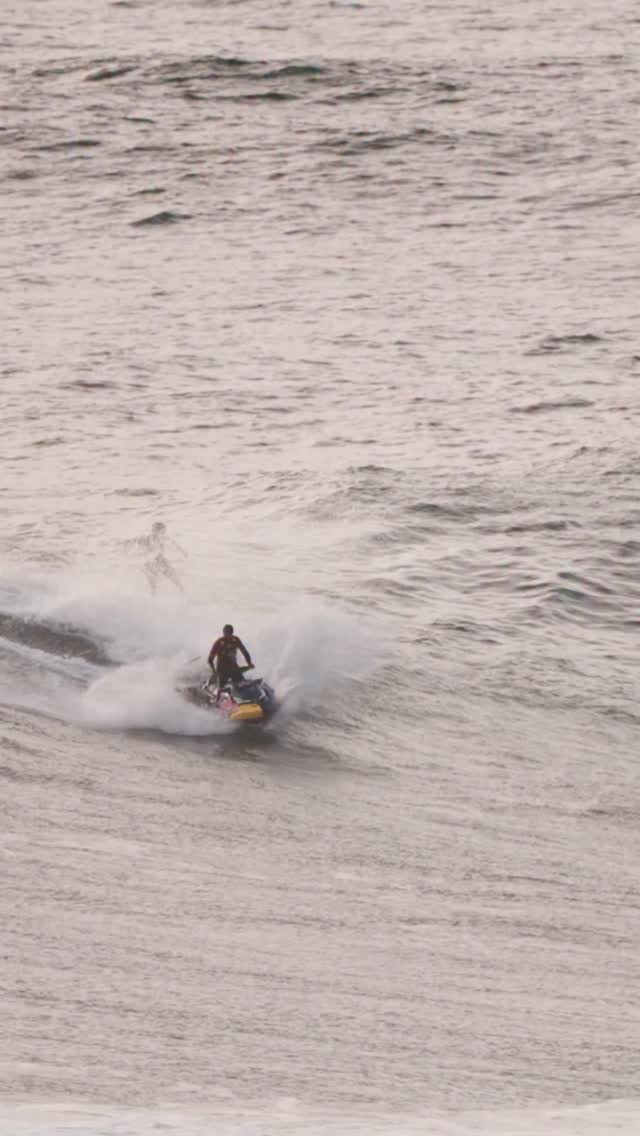 lucasfink 게시물 이미지: No fins, no straps, no problem 🤪 One of my...