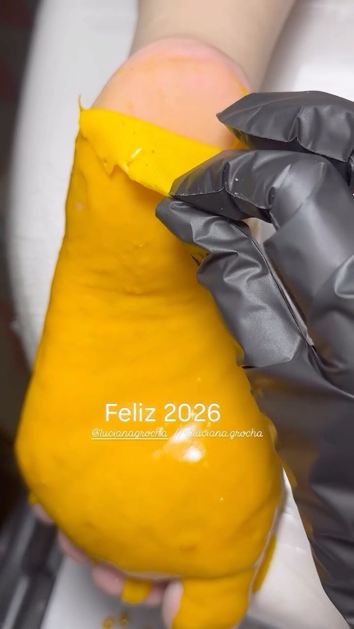 lucianagrocha 게시물 이미지: Máscara Ouro , Para Deseja a todos os meus...