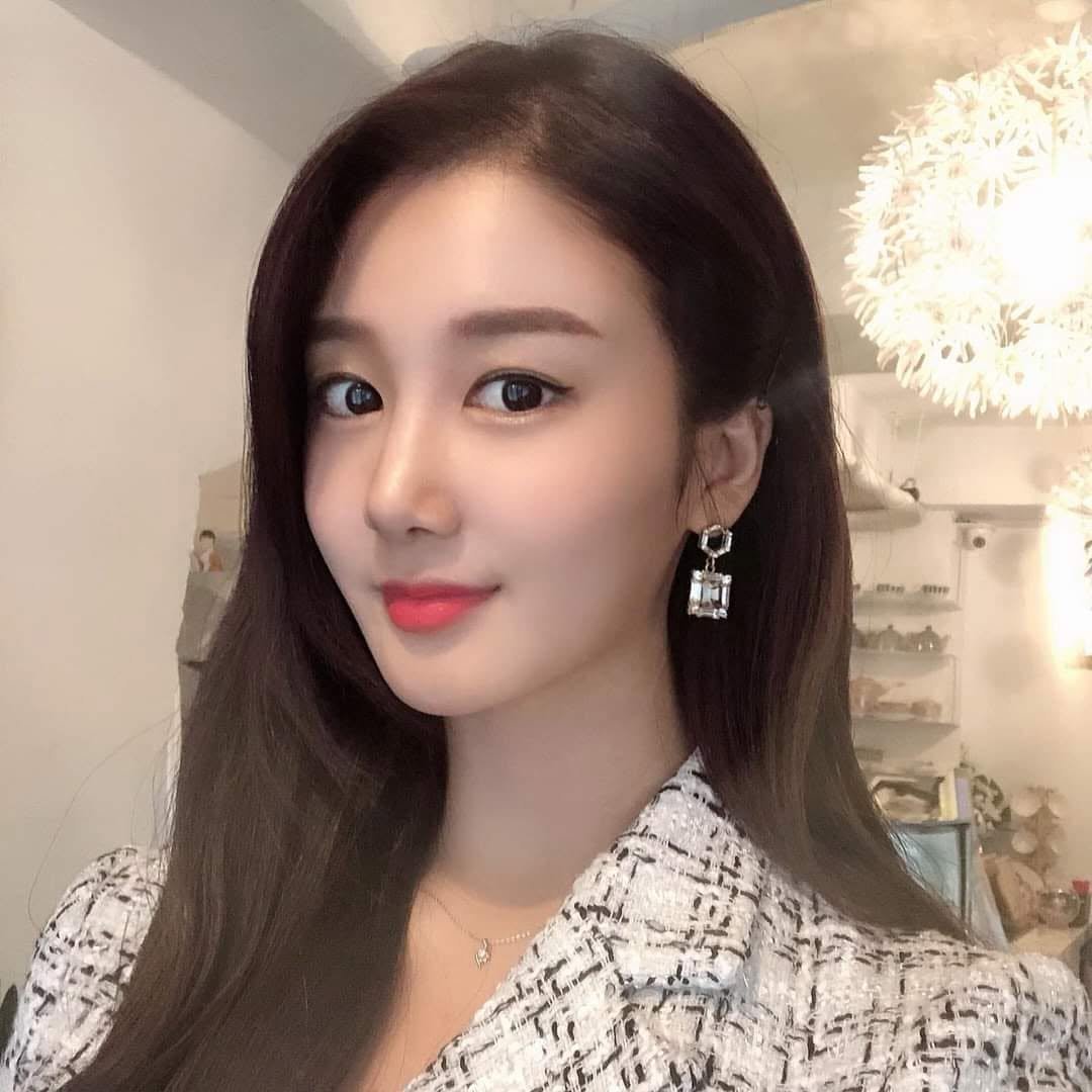 luckyman195931 게시물 이미지: 수양딸1호