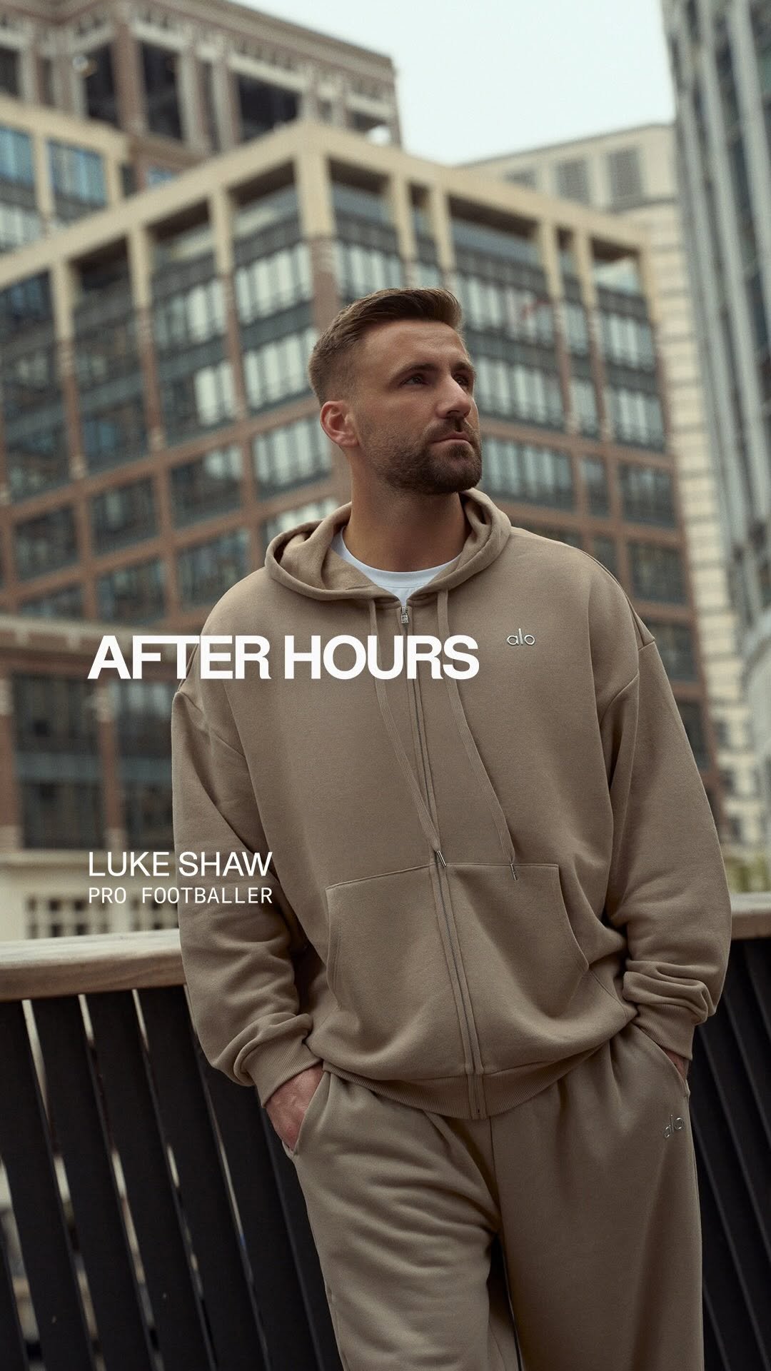 lukeshaw 게시물 이미지: When away from the pitch, @lukeshaw finds...