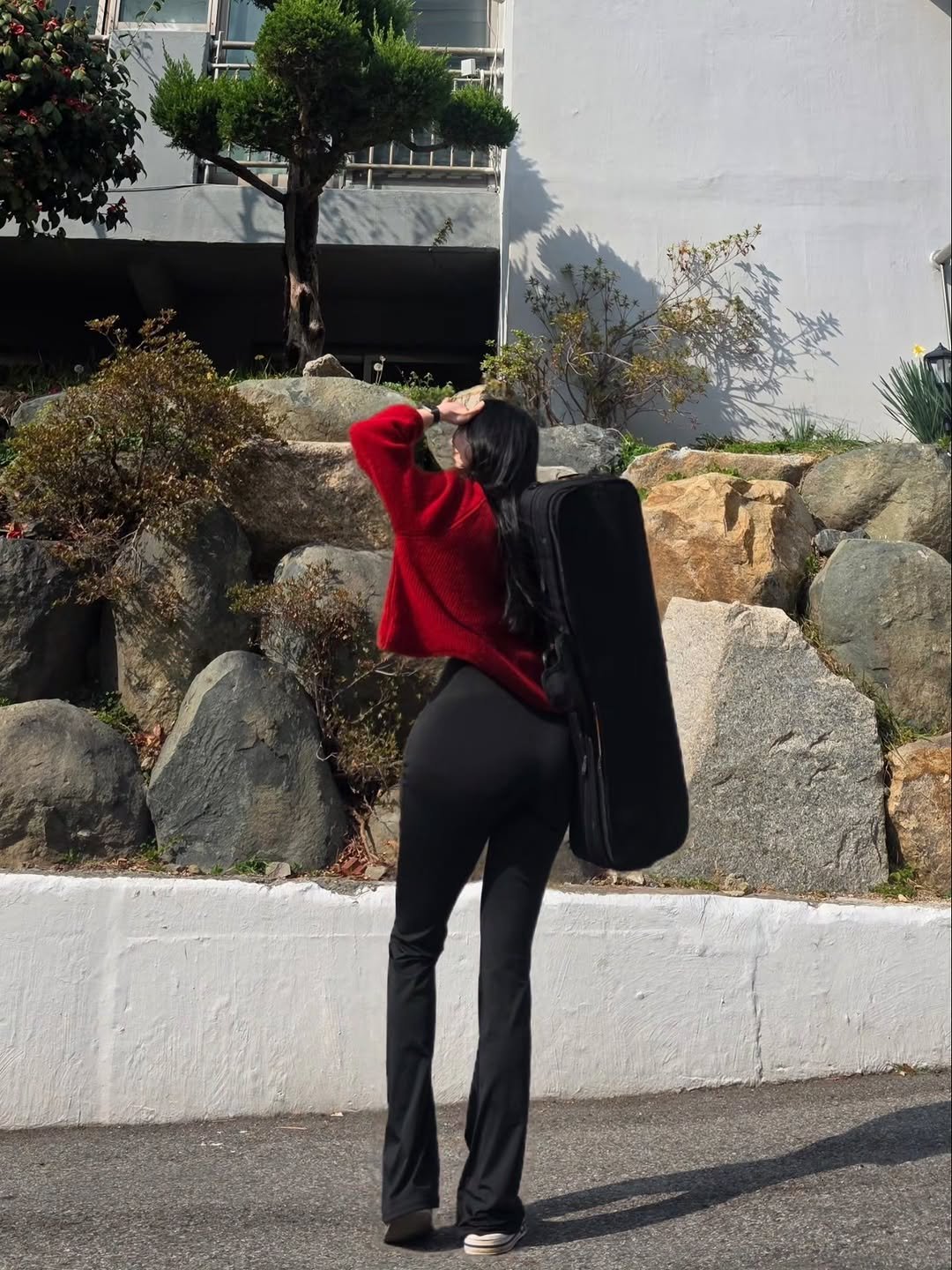 lullulallagenie 게시물 이미지: 유지니 POV. #나혼자만레벨업

나 악보 더 어려운걸로 렙업했도😏
#바린이 의...