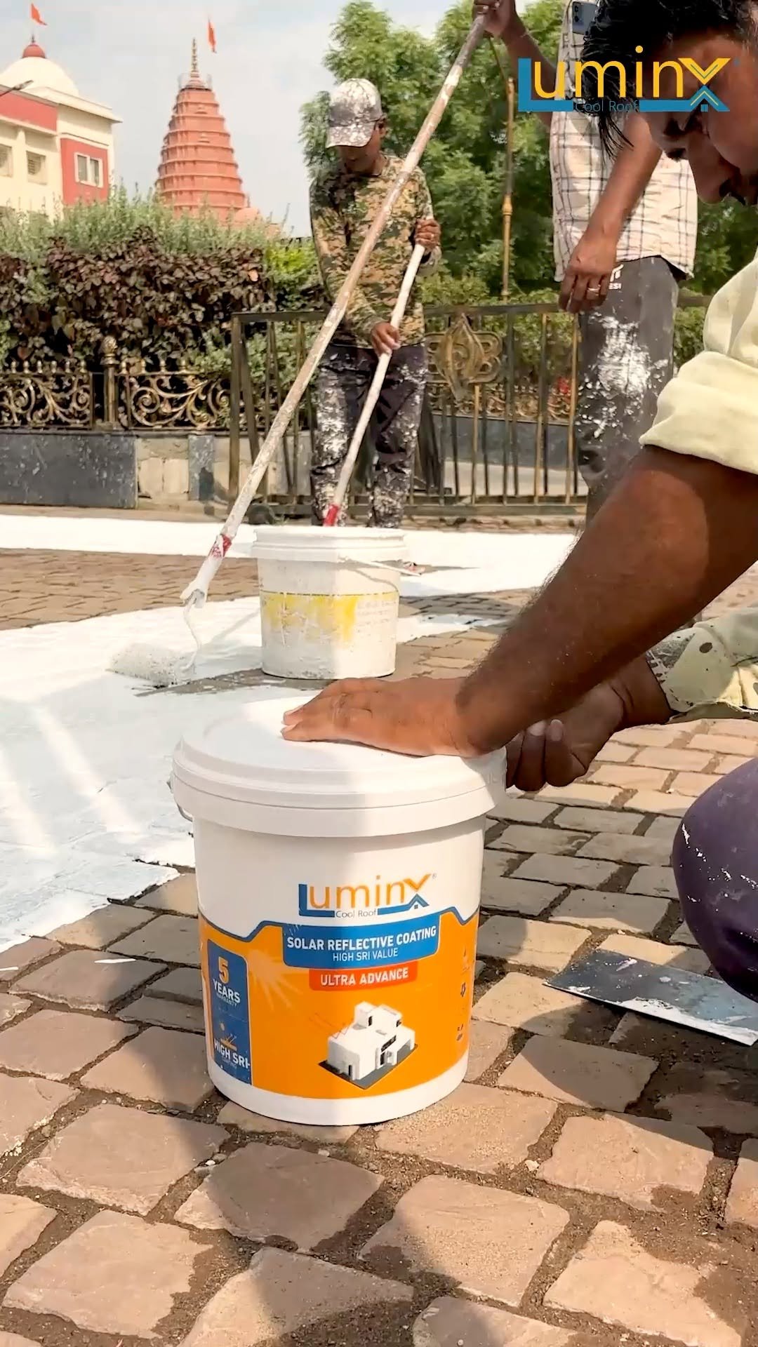 lumincoatings 게시물 이미지: At Mahakaleshwar Jyotirlinga, Ujjain,...