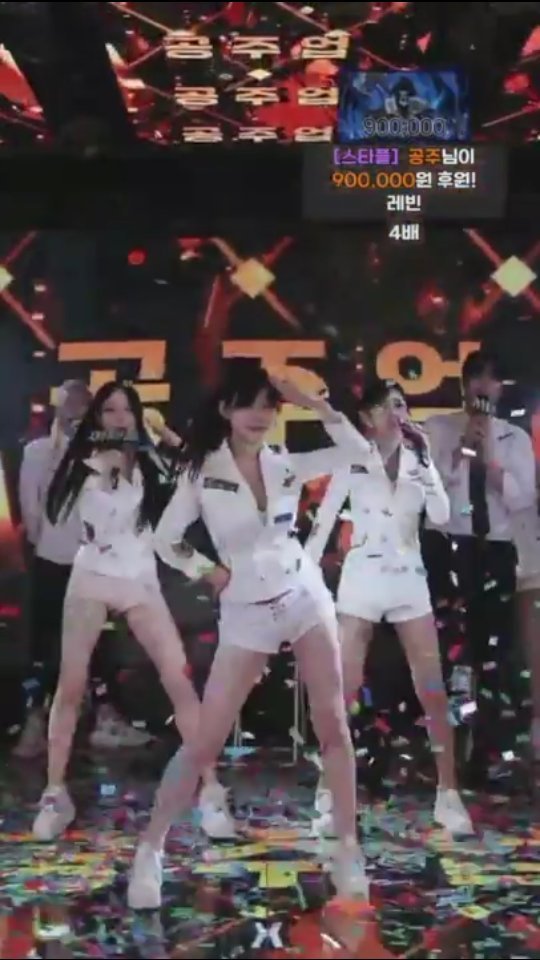 luvbbeen 게시물 이미지: 매주 화,목,토 [퍼스트클래스] 오후5시 시작!
#코스프레 #제복 #포니테일 #dance