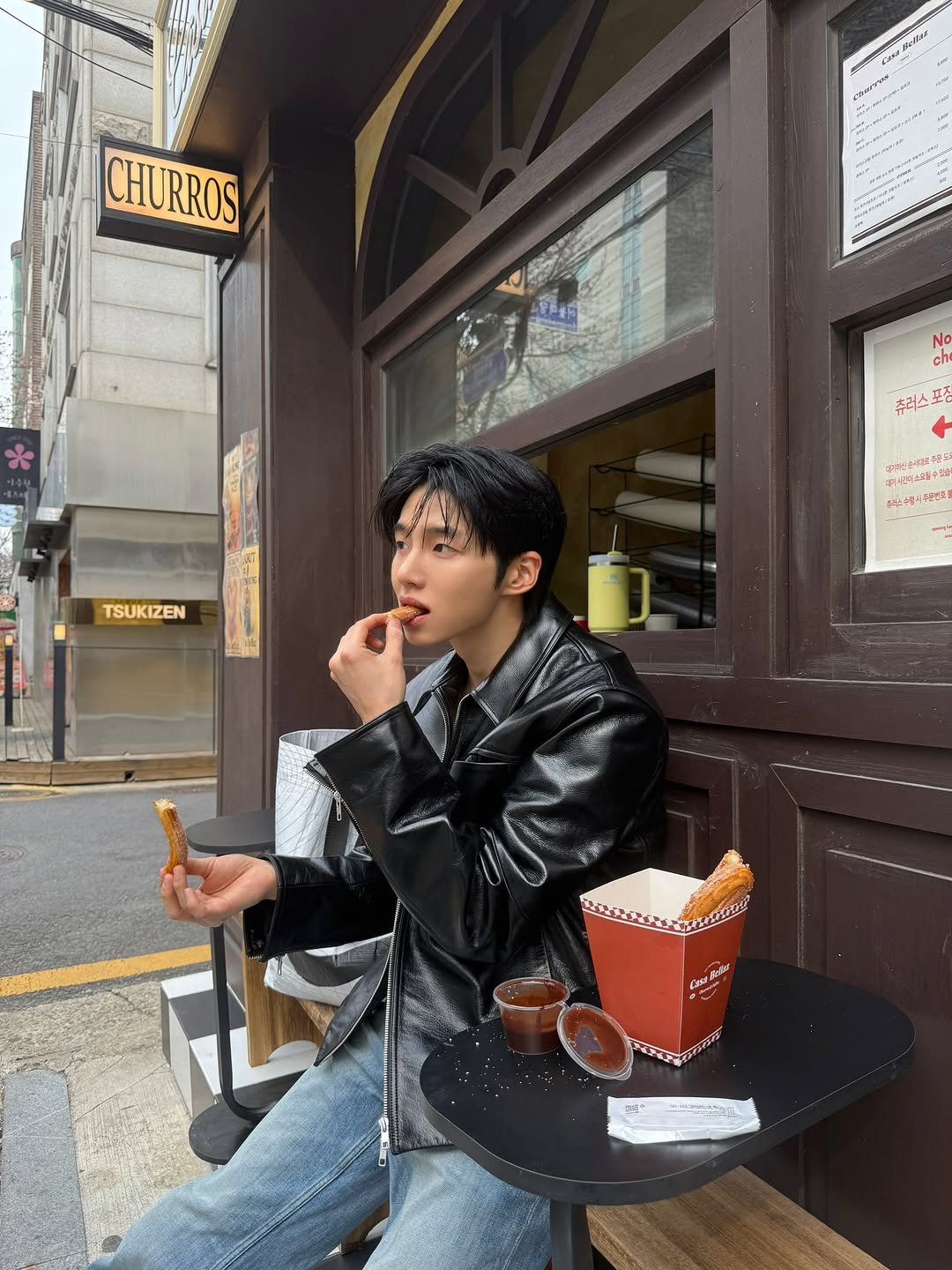 luxpuer_ 게시물 이미지: 두쫀쿠, 버터떡 같은 거 말고 츄러스나 유행해라!
#츄러스 #까사벨라즈 #당도최고
