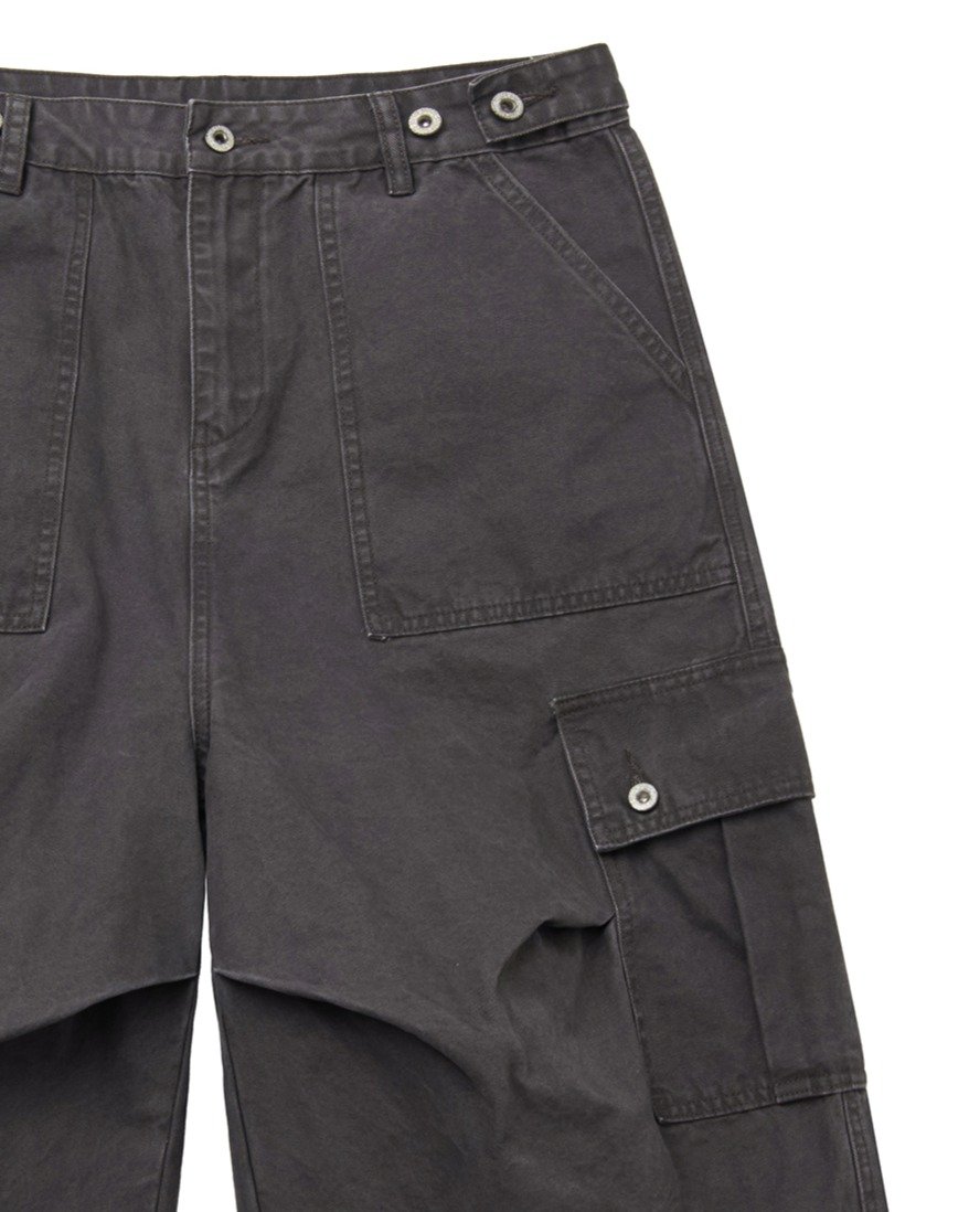 lxt_company 게시물 이미지: Washed Cotton Wide Cargo Bermuda Pants

워시드한...
