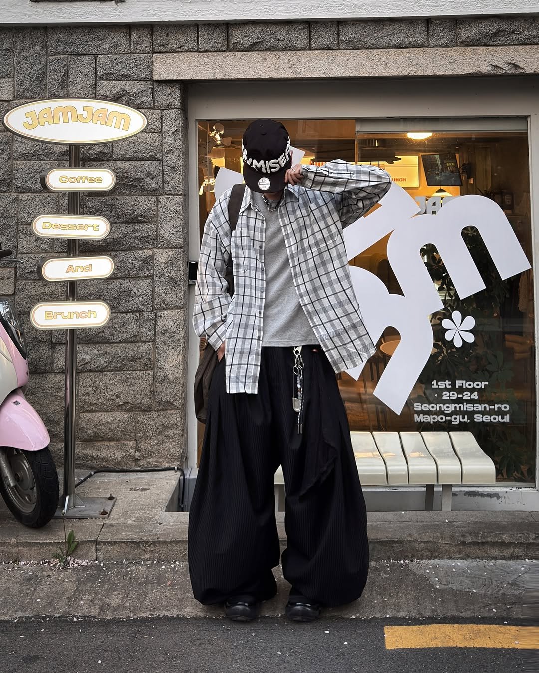 lxt_company 게시물 이미지: LXT 26 SS Collection
Airy textures. Clean...