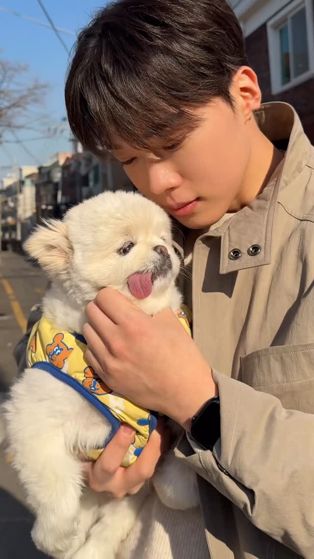 lzhxxn 게시물 이미지: 뽀뽀 한 번만 해줘.