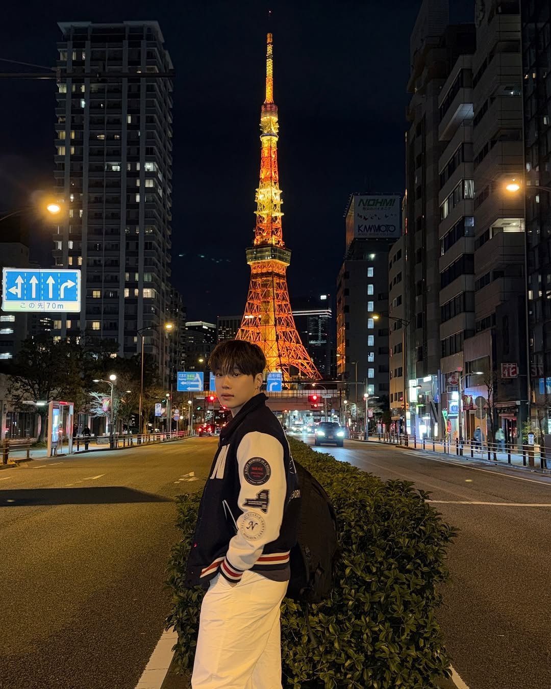 Photo by 지 훈 on February 10, 2026. May be an image of Tokyo Tower and text.