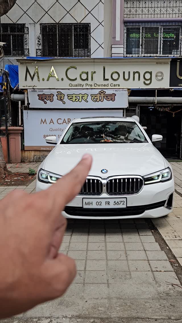 m.a.carlounge 게시물 이미지: Bas itna saa khwab hai...🤍 
BMW 5 Series 520d...