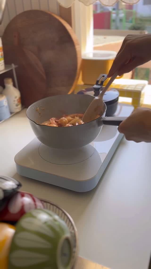 m1_ae_ 게시물 이미지: 새우의 감칠맛과 토마토의 상큼한 산미가 어울리는 새우카레 만들기 #버미큘라...