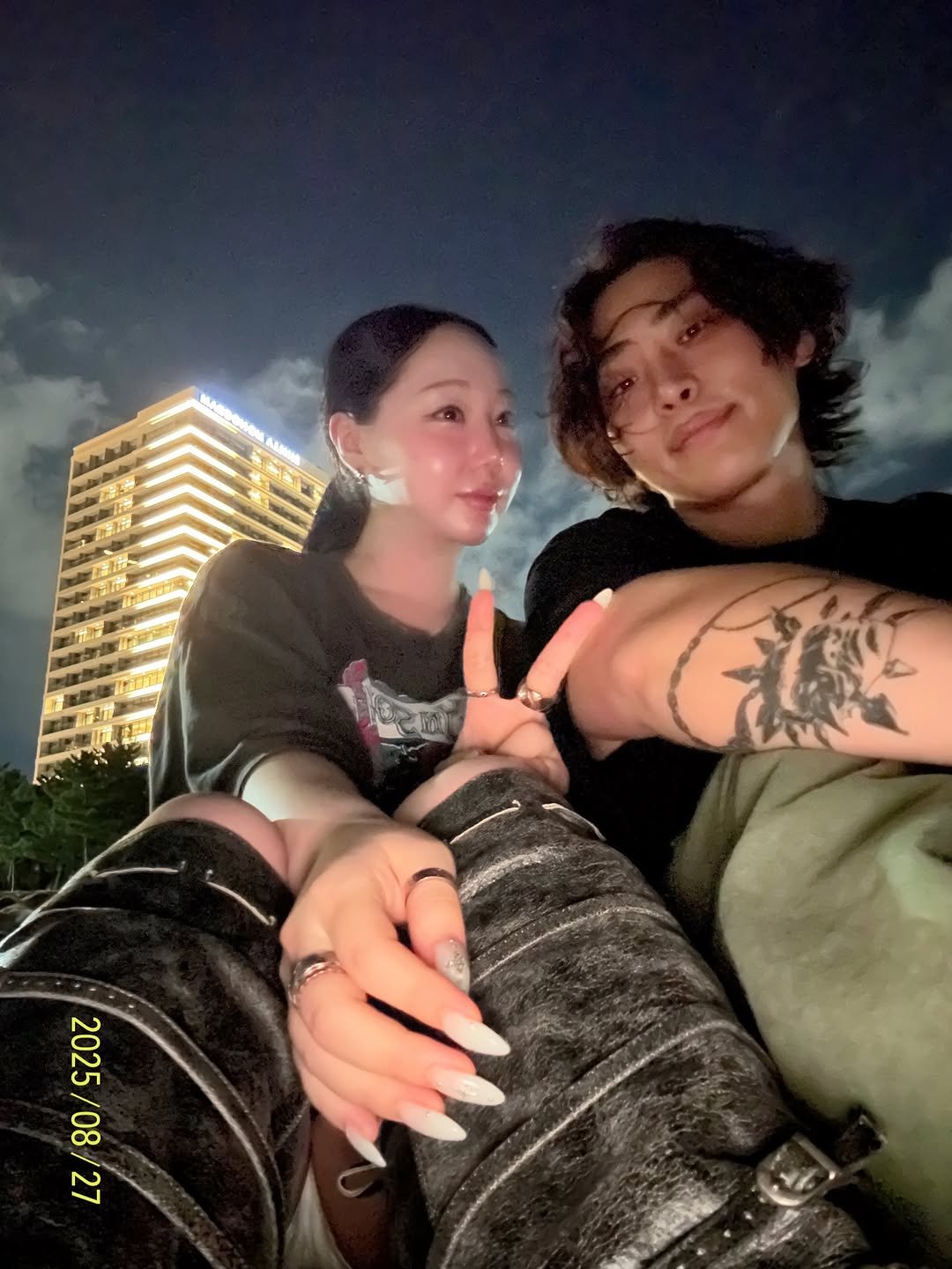 Photo shared by 하비언니 최민지 on August 27, 2025 tagging @b_bbbb19. May be an image of 2 people, night and text.