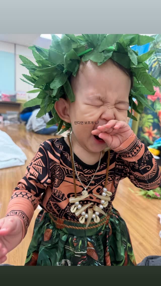 m_sseonu 게시물 이미지: ❤️인디언으로 변신한 선우아기 🌿🪾❤️🪞🕰️

#신생아 #신생아그램 #육아...