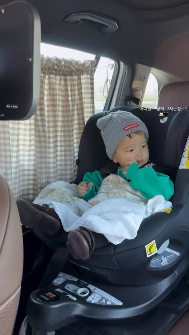 m_sseonu 게시물 이미지: 오늘도 칭구들이랑 함께라서 행복한 하루 ʕ≧ᴥ≦ʔ💚❤️💚❤️

#신생아 #신생아그램...