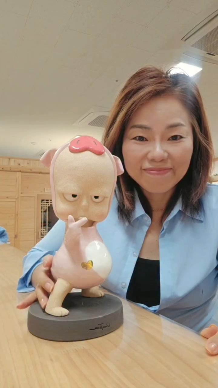 m_y_life135 게시물 이미지: 여러분, 안녕하세요.
Hello everyone.

새해 복 많이...