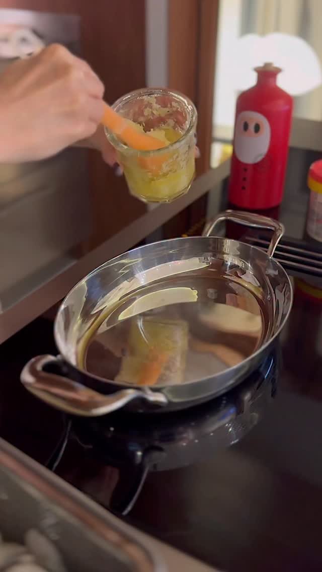 madamegray_official 게시물 이미지: .
원팬 굴 오일 파스타!!!!
마지막에 모모야 라유 두 스푼 넣었더니 감칠맛...