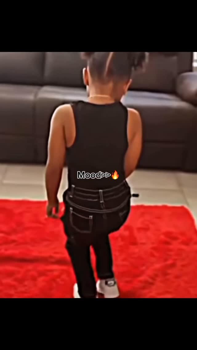 madara_dusal 게시물 이미지: Song: “FriendZone” by Madara Dusal 🔥