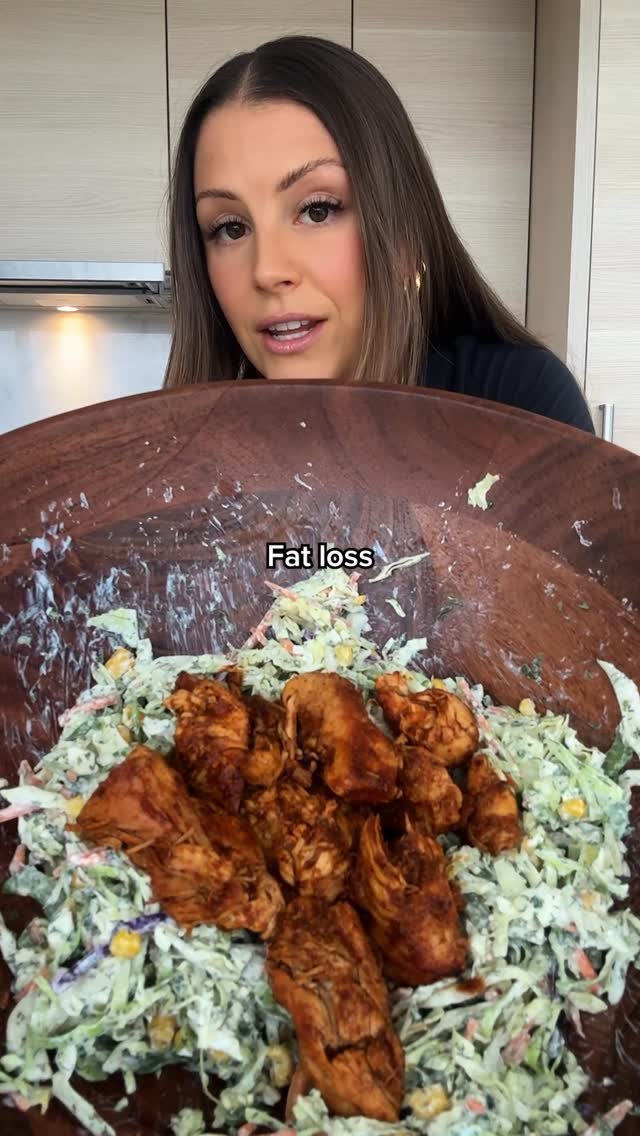 madelainerascan 게시물 이미지: Fat Loss Buffalo Chicken salad...