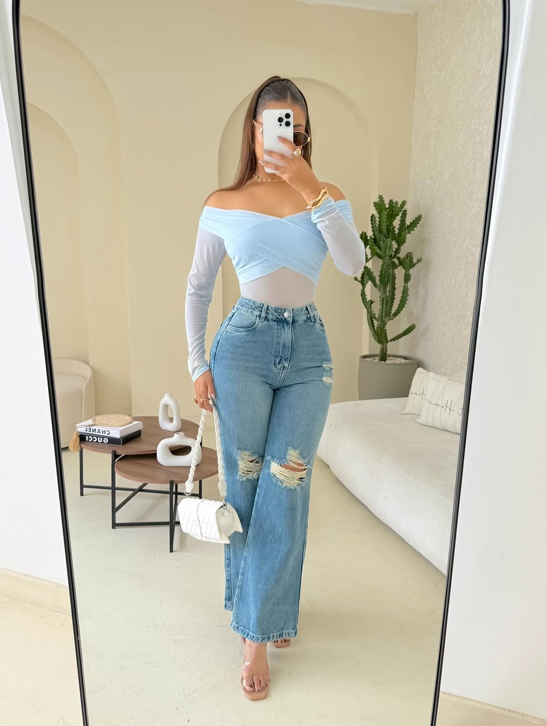 Photo by MENTA AHORA ES MAEMI on April 23, 2026. May be an image of top and text.