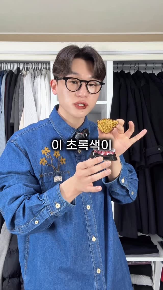 maison_jenflox 게시물 이미지: 하루에 두쫀쿠 한덩이씩 받기 vs 하루에 제육복음 or 국밥 한그릇씩 받기

당신의...