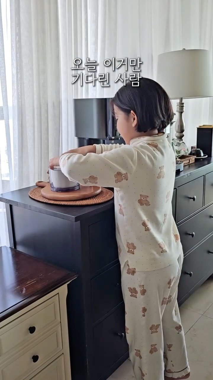 maisonde_mommy 게시물 이미지: 우리 딸 최애 간식👧⠀⠀
⠀⠀
⠀⠀
요아정보다 맛있어서⠀⠀⠀
매일 만들어먹는...