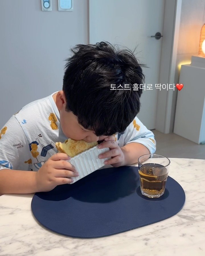 maisondechance_official 게시물 이미지: 김그릇 소형은 거의 김으로 쓰는데
대형은 은근히 활용도가 더 좋음👍🏻
김그릇 진짜...