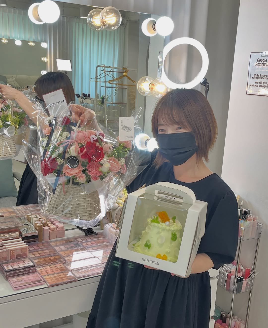 makeup_hee 게시물 이미지: 너무 고마워 얘들아

솔직히 내가 스승이라고 불릴 자격이 있는지는 아직도 잘...