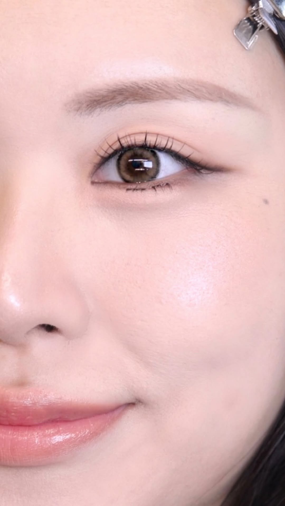 makeup_maker_ 게시물 이미지: 장시간 촬영에도 무너지지 않지만 사진 속에선 자연스럽게 광택있어보일 수 있도록...