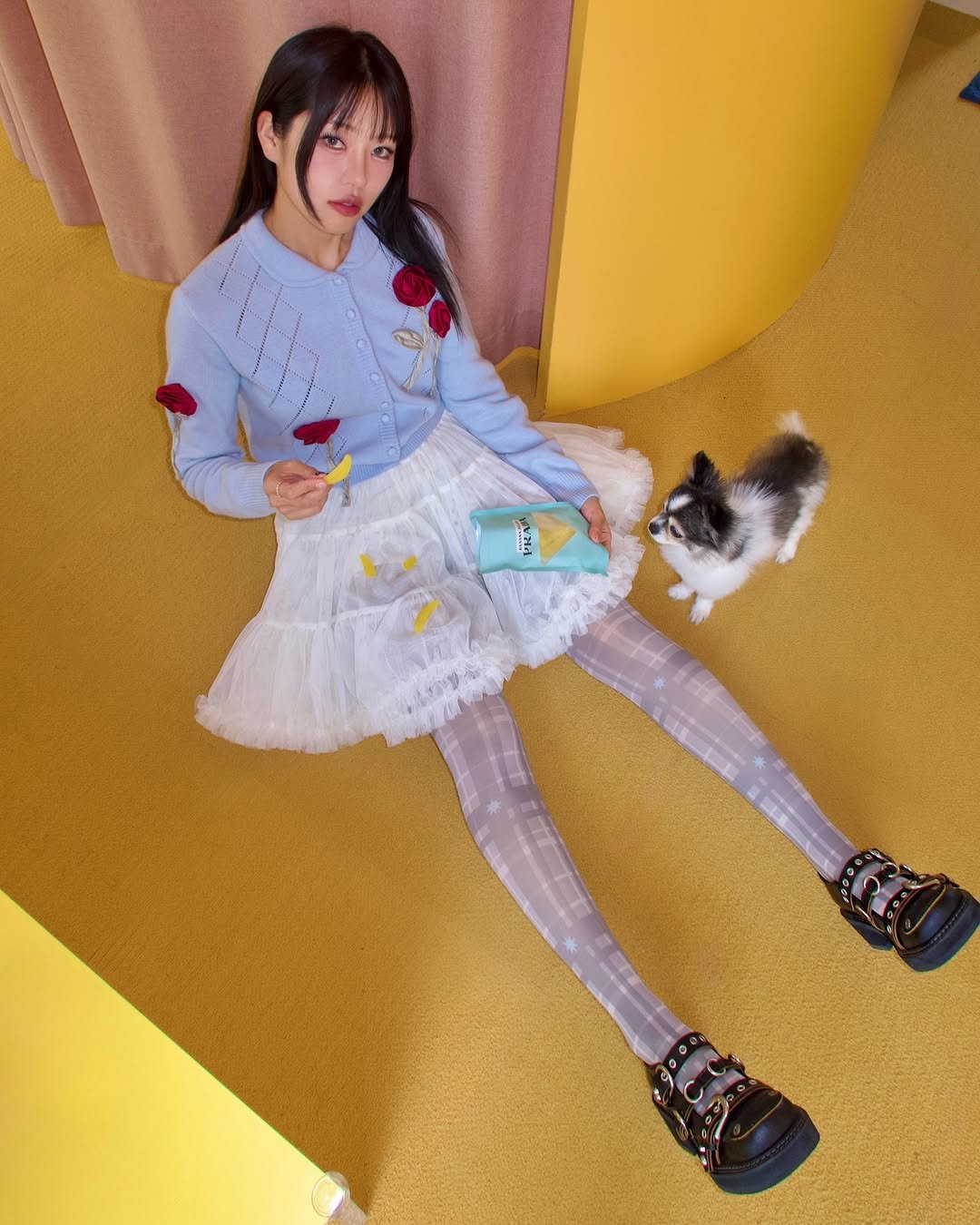 Photo by 🥇뷰티계의 트랜드세터 #상은언니 on October 01, 2025. May be an image of 1 person, tights and text.