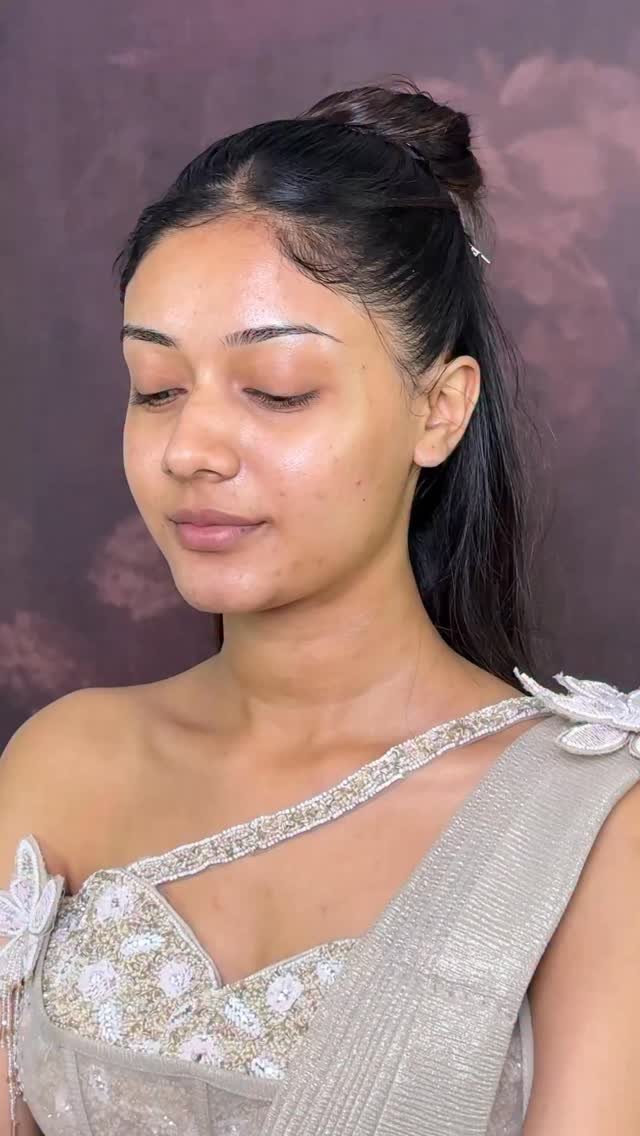 makeupbyavipreetbindra 게시물 이미지: Comment which look should I create for such...