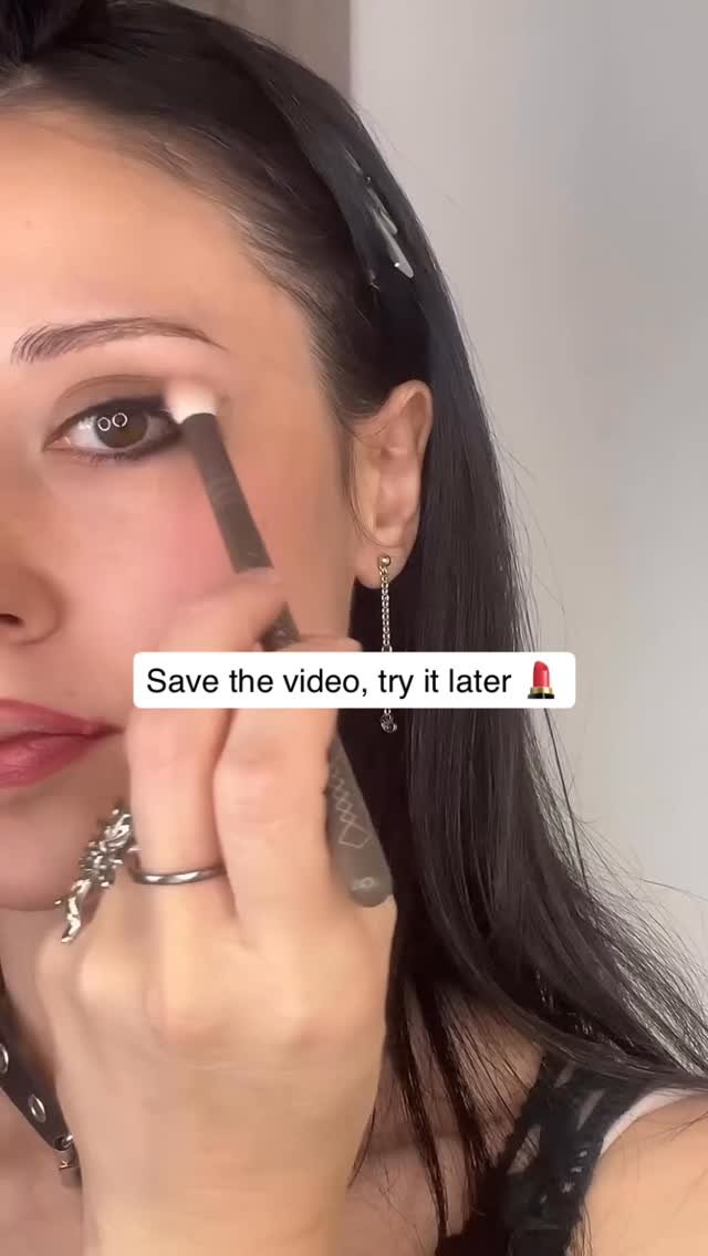 makeupsface 게시물 이미지: Bambi cat eyes tutorial 😍 @dolceluna.makeup