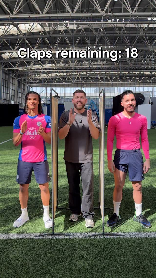 mancity 게시물 이미지: Try To Clap At The Same Time 👏 

#football