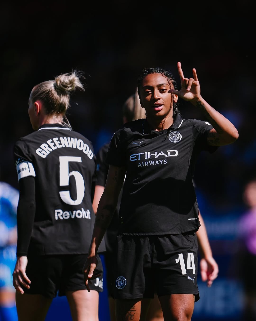 Photo by Manchester City Women in Broadfield Stadium. May be an image of ‎football, soccer, stadium and ‎text that says '‎ETIHAD IRWAYS GREENWOOD חוס 5, 5 Re Re Revolut volut 14: 14‎'‎‎.