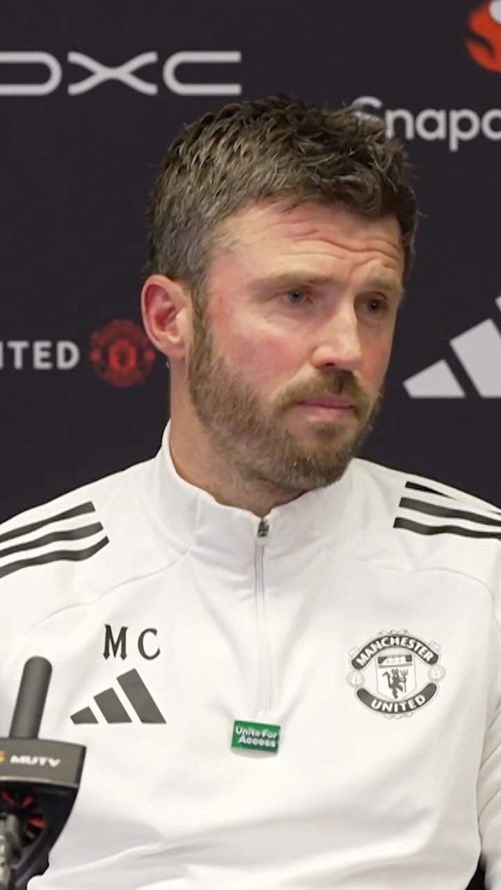 manutd 게시물 이미지: Michael gave an update on Mason and Matthijs...