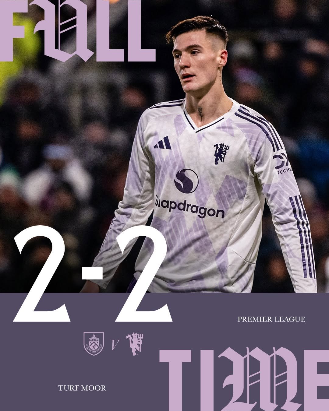 Photo by Manchester United in Turf Moor. May be an image of ‎football, soccer, poster, ball, stadium and ‎text that says '‎אילל FUALL TECHA S Siapdragon 2-2 2 2 PREMIER PREMIERLEAGUE LEAGUE 困質 TIME TURFMOOR TURF MOOR‎'‎‎.