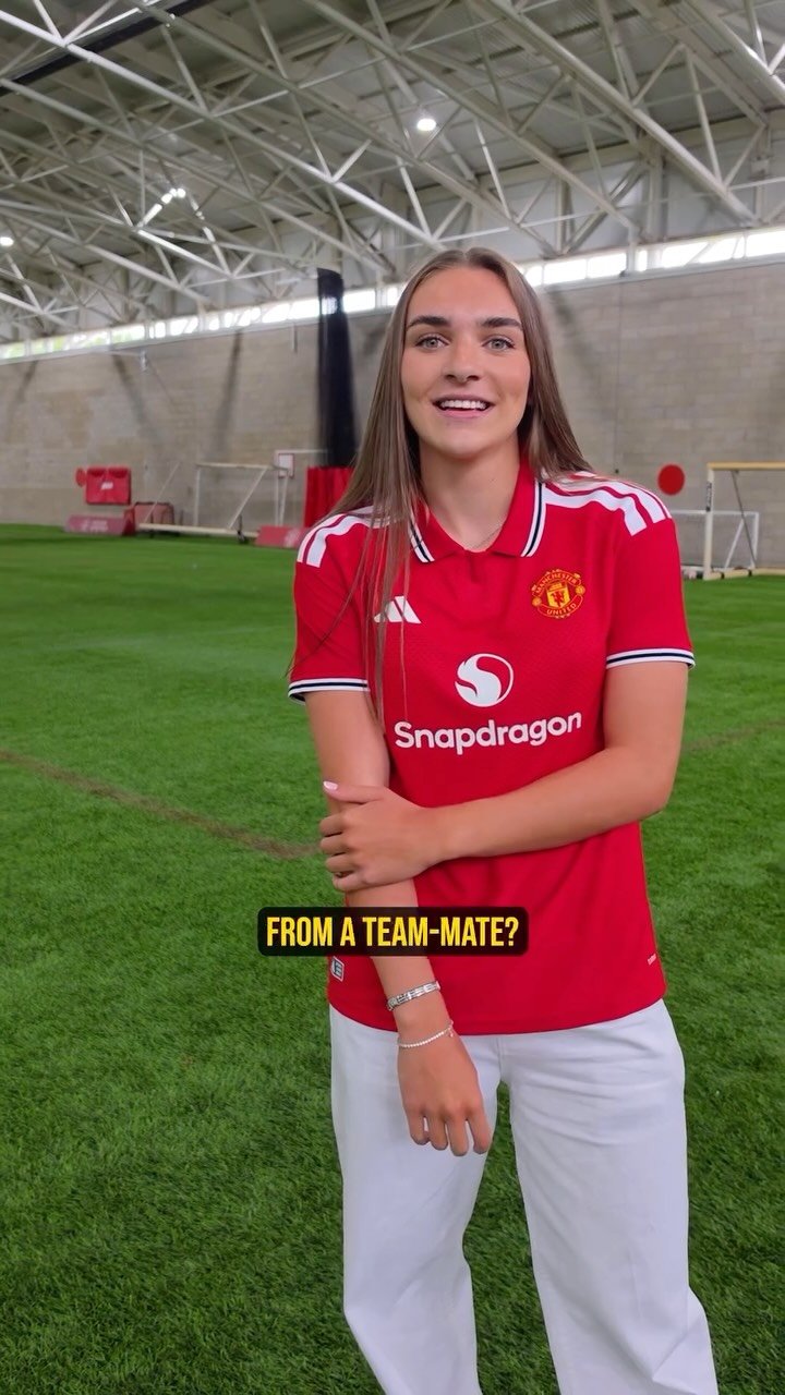 manutdwomen 게시물 이미지: It’s Jess’ turn in the hot seat with some...