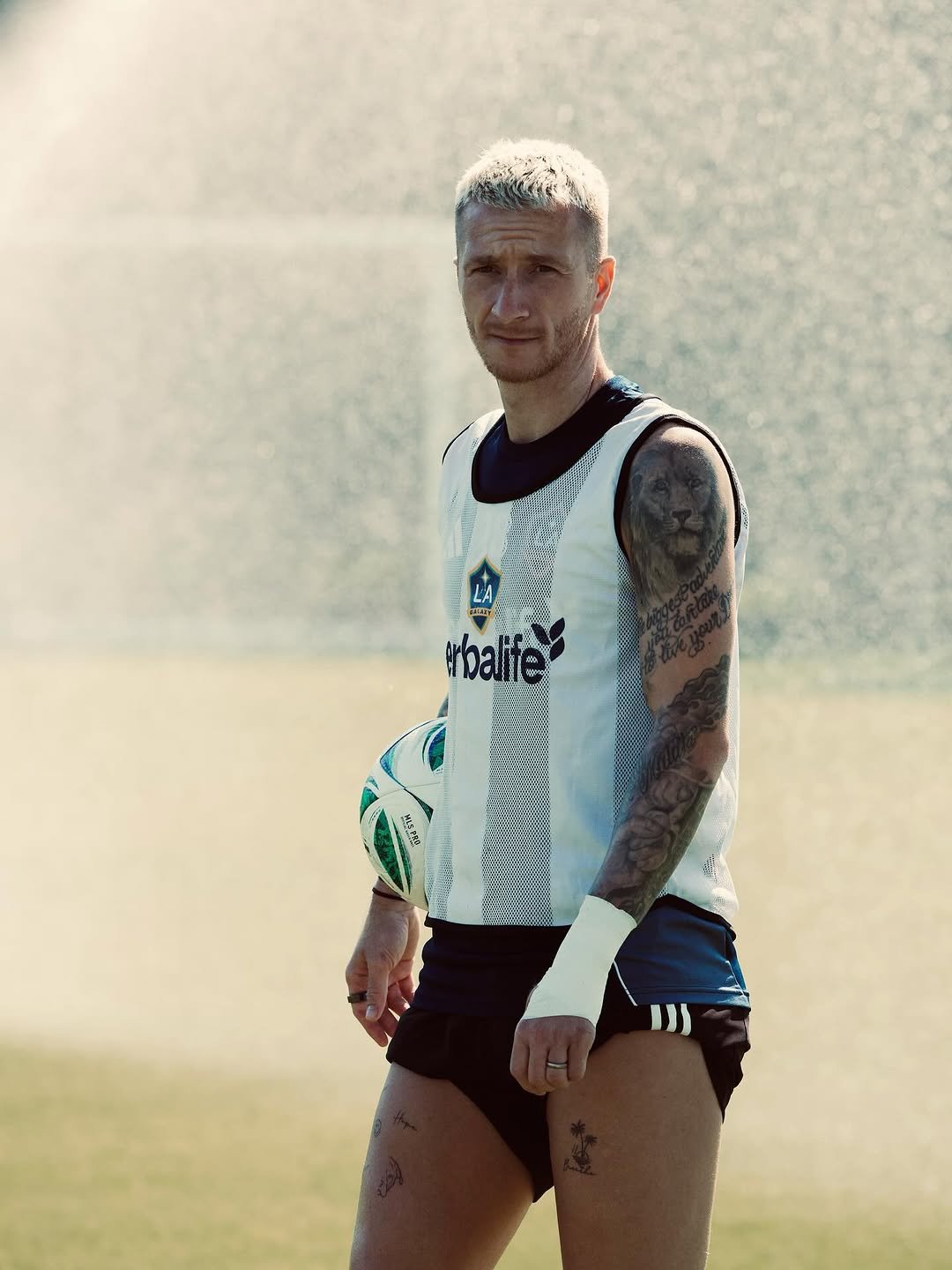 Photo by Marco Reus on November 09, 2025. May be an image of football, soccer, sportswear, stadium and text.