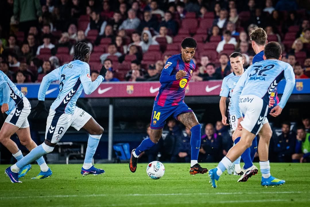 Photo shared by MR14 on April 23, 2026 tagging @fcbarcelona. May be an image of ‎football, soccer, stadium and ‎text that says '‎<<<< SyC 32 BAACA < כס 14 म calvi Pla 9‎'‎‎.