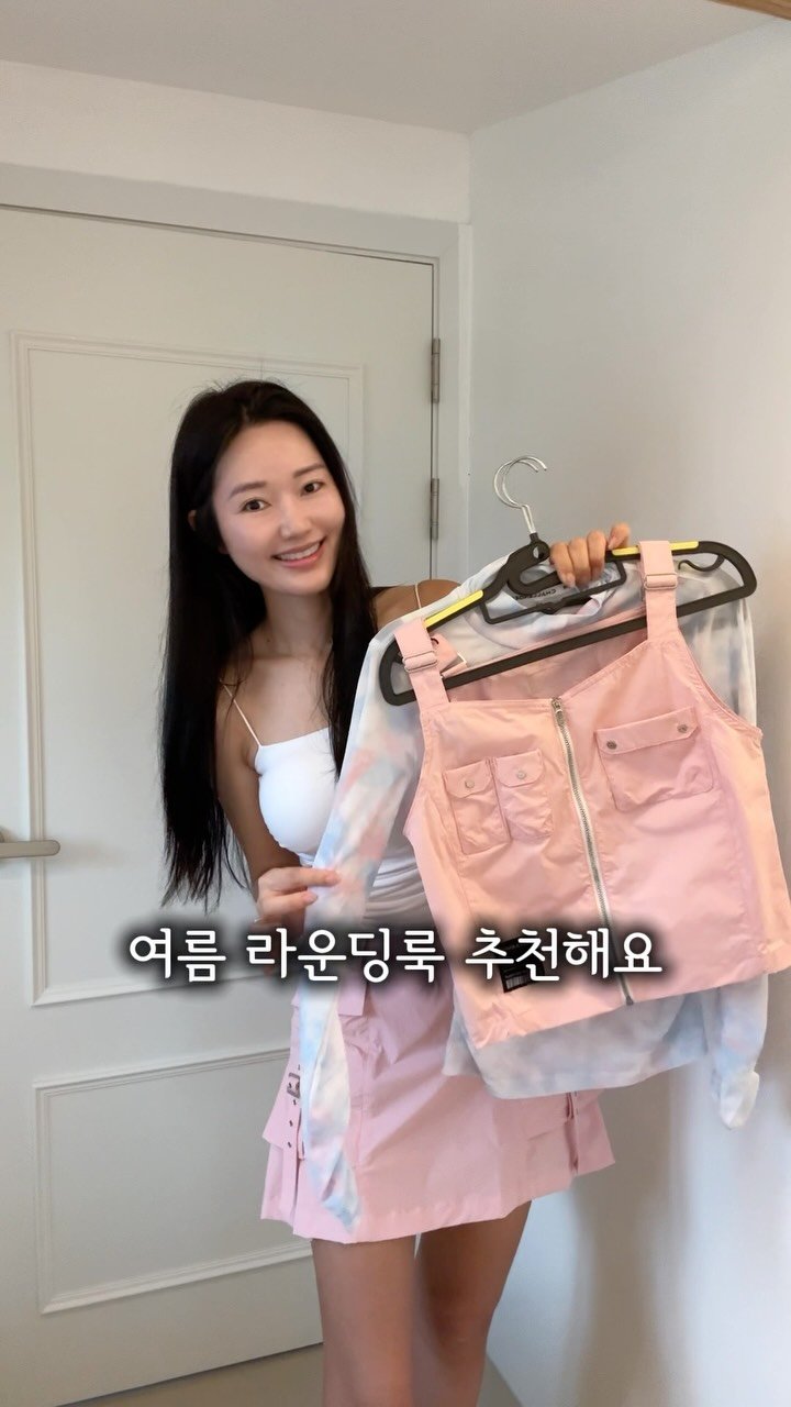 mari_stellaaaaa 게시물 이미지: 이렇게 예쁜 골프웨어 보셨나요💕
예쁜 골프웨어 입고 싶어서 골프시작한 사람
나야 나...