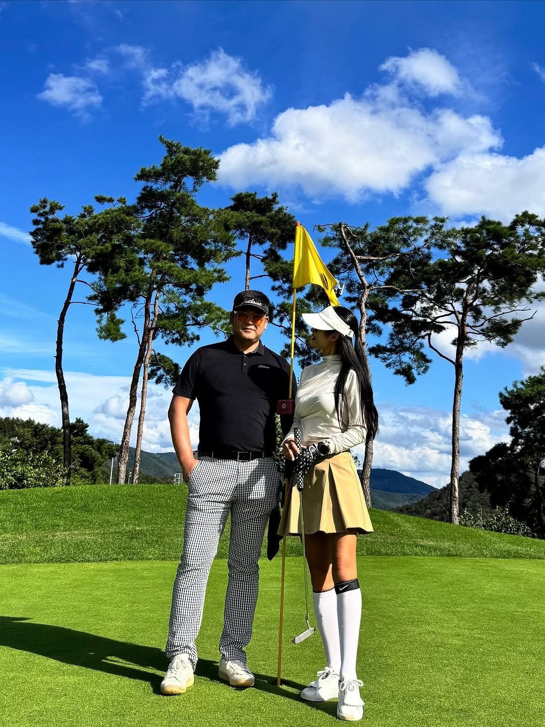 Photo shared by 마리💙 여행하며 골프 on October 30, 2025 tagging @anell.co.kr. May be an image of golf, golf course and text.