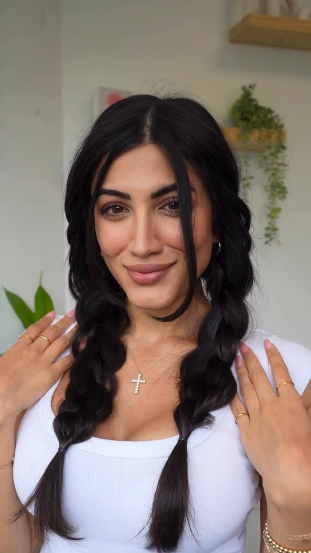 mariaaiellohair 게시물 이미지: Easy Voluminous Braid Hack😍🔥

Products:
@amika...