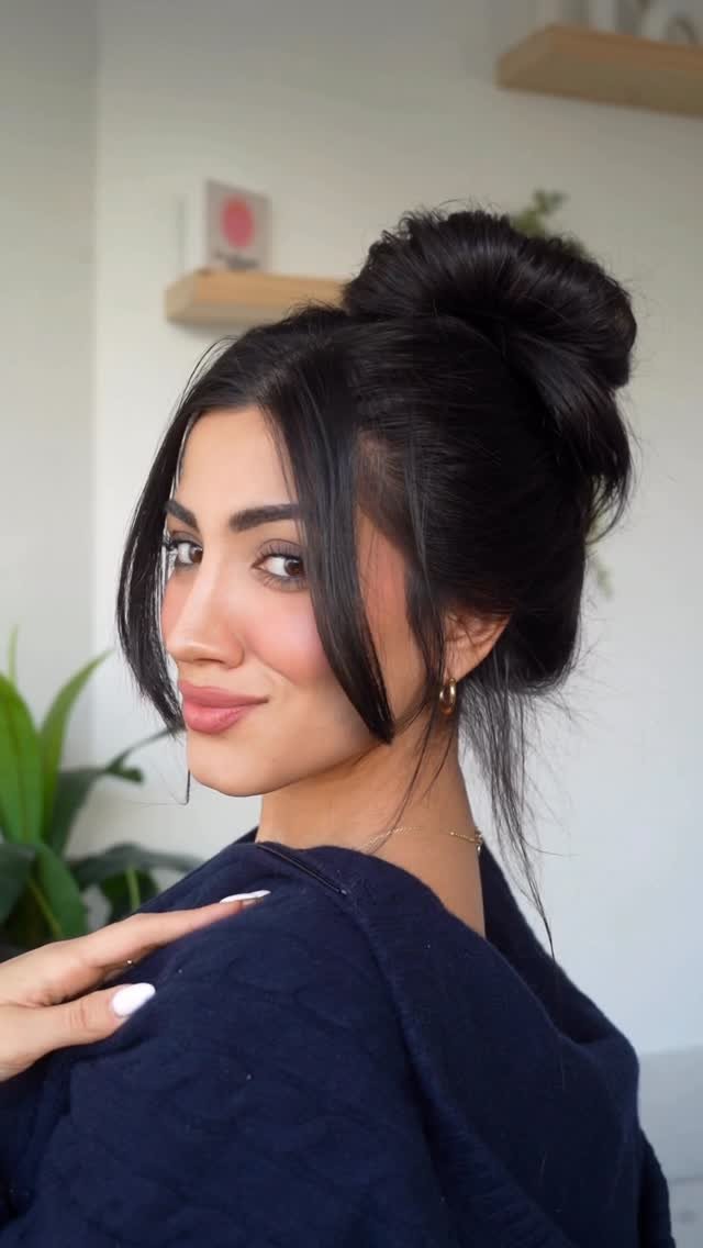 mariaaiellohair 게시물 이미지: Quick Bun Hairstyle😍💖 

@bumbleandbumble...
