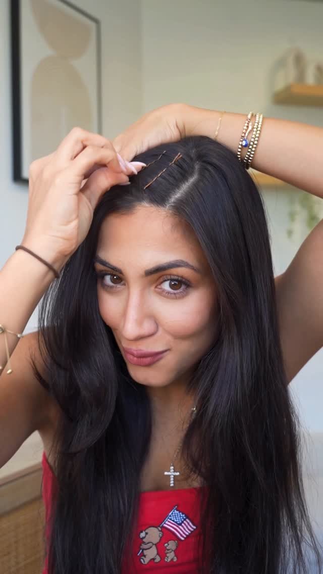 mariaaiellohair 게시물 이미지: Volume Hair Hack🔥😻
#hair #hairhack...