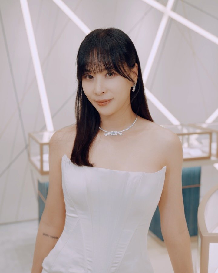 marieclairekorea 게시물 이미지: #광고 
프랑스 하이 주얼리 메종 프레드(@fredjewelry)가 신세계백화점...